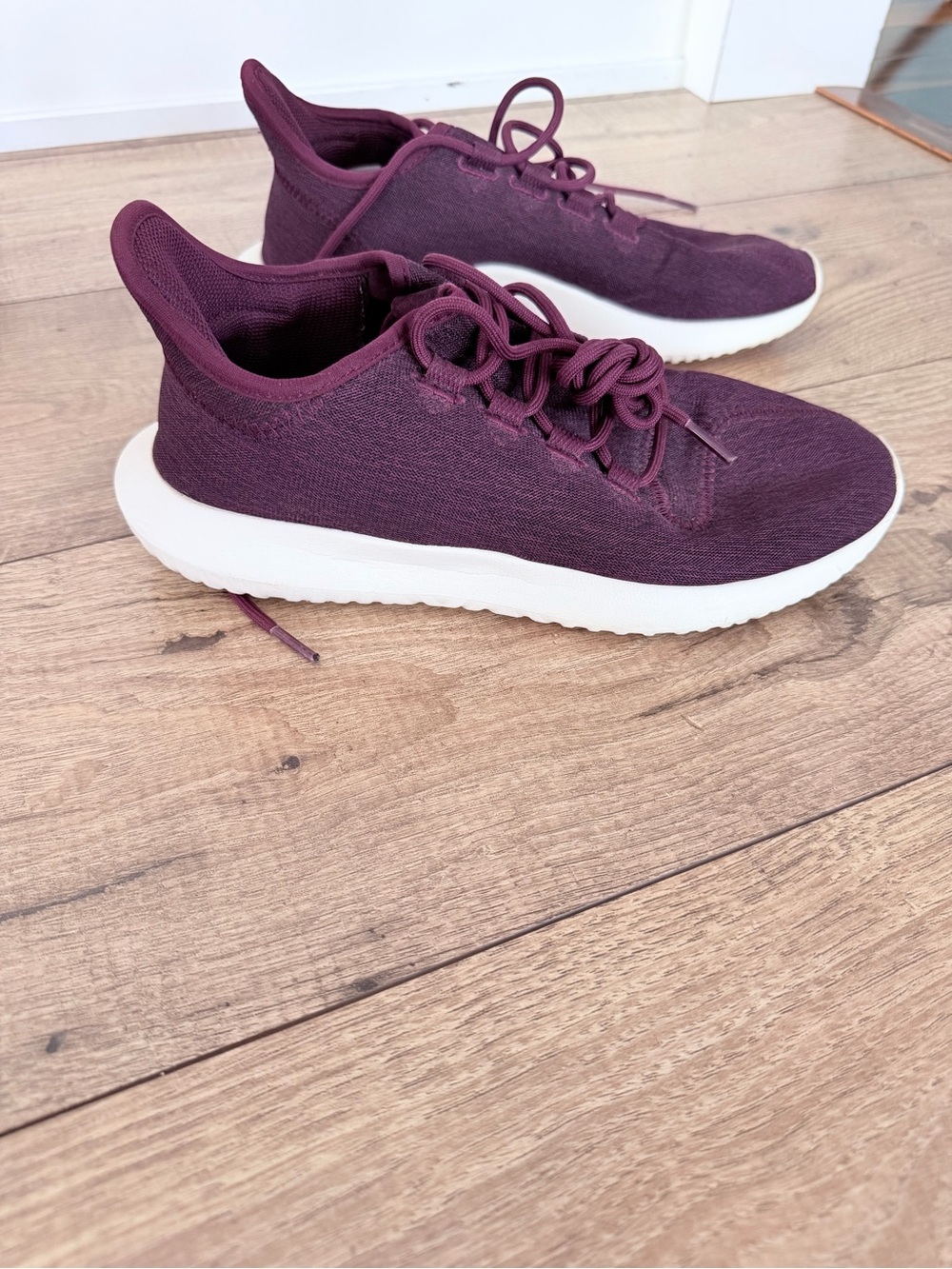 Adidas Tubular Shadow Maroon Red Women’s size 7.5 Running Shoes Sneakers Comfort